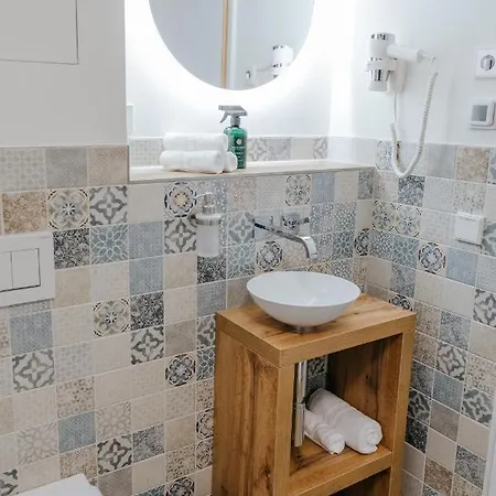 Village Turmzimmer Pensión